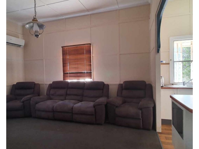 27 Challacombe Street, Bell QLD 4408