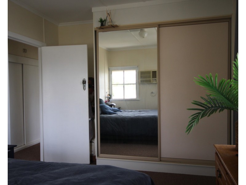 70 Palmer Street, Dalby QLD 4405