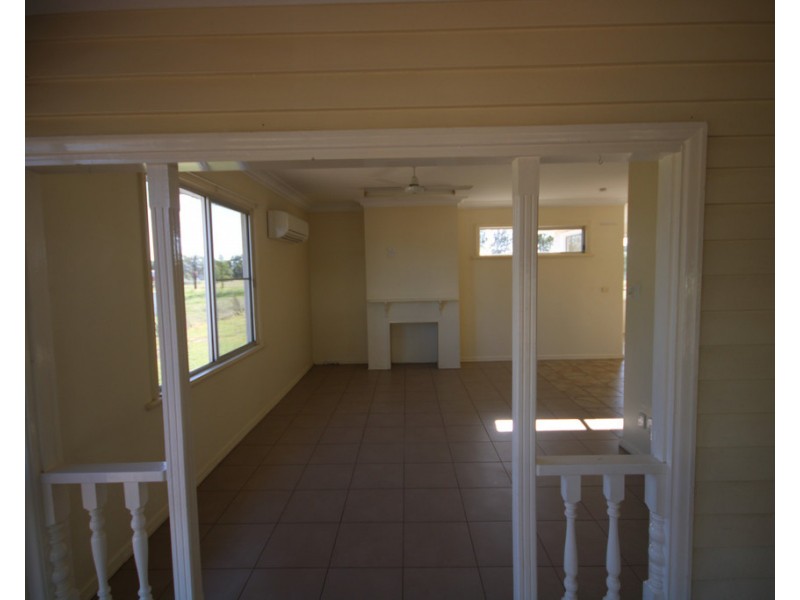 17 Hayden Street, Dalby QLD 4405