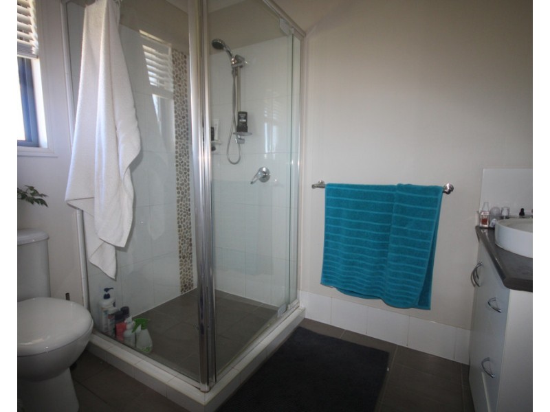 11 Sullivan Cres, Dalby QLD 4405