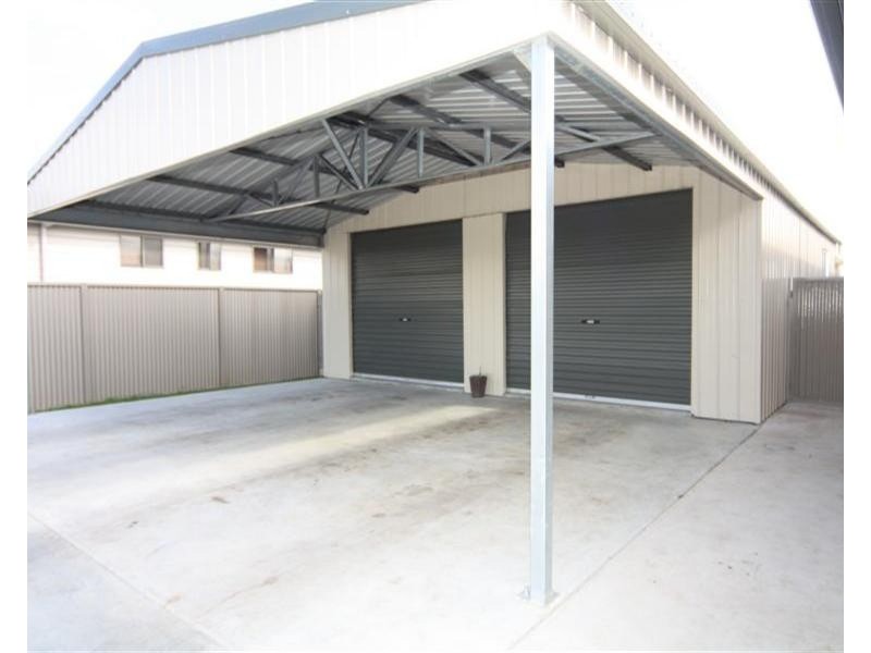 11 Sullivan Cres, Dalby QLD 4405