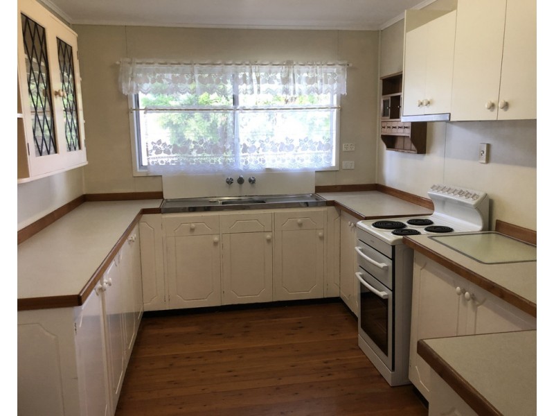 29 Swan Street, Dalby QLD 4405