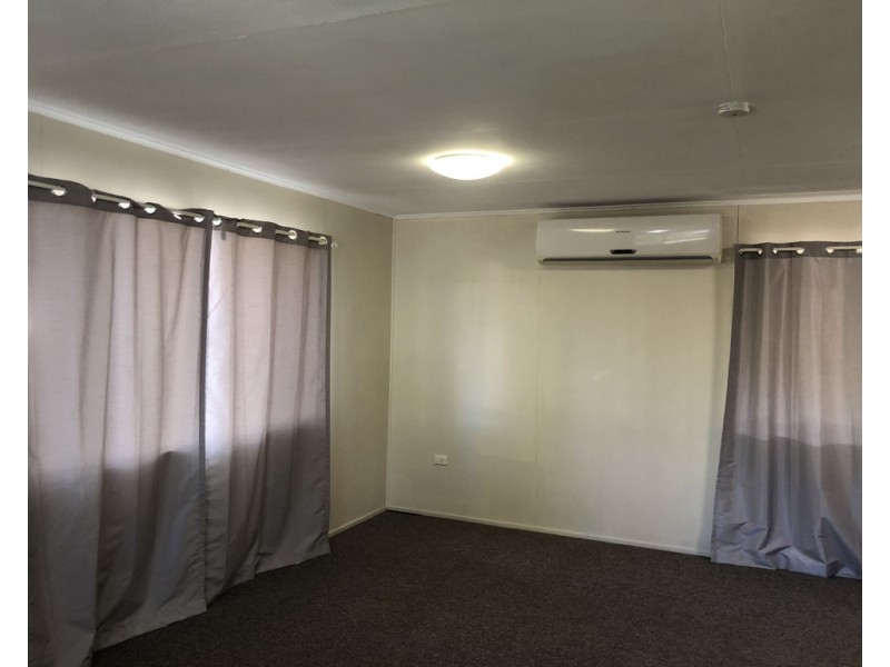 29 Swan Street, Dalby QLD 4405