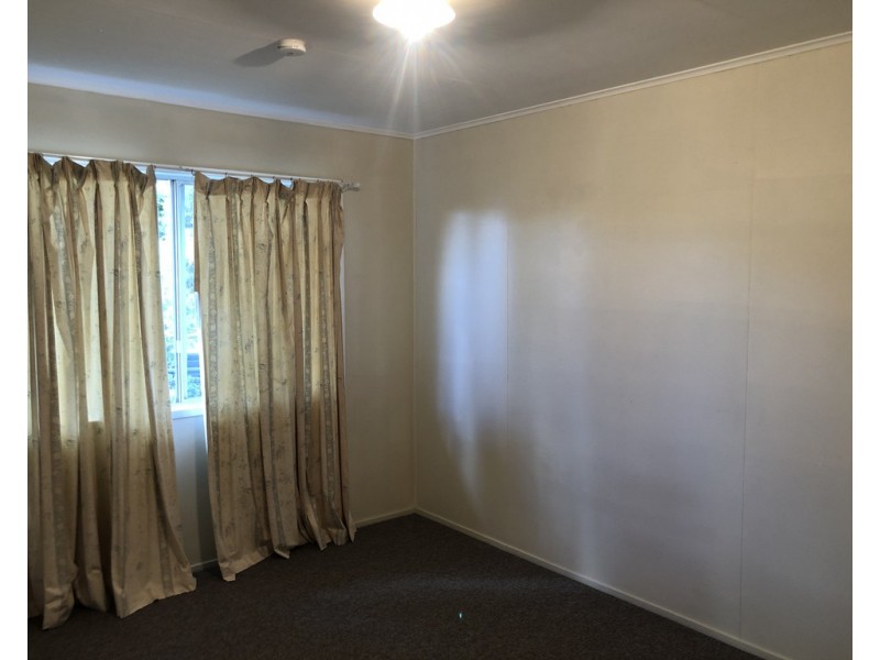 29 Swan Street, Dalby QLD 4405