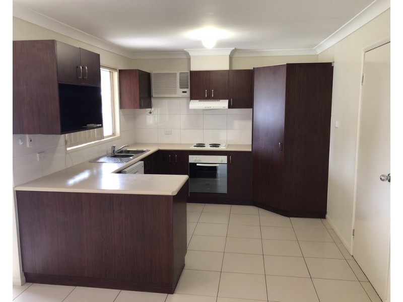 12 Charthom Place, Dalby QLD 4405