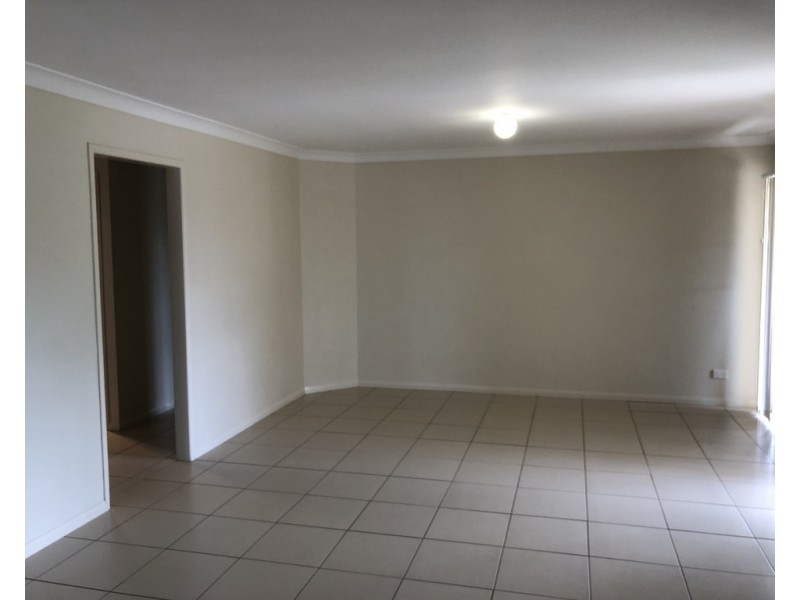 12 Charthom Place, Dalby QLD 4405