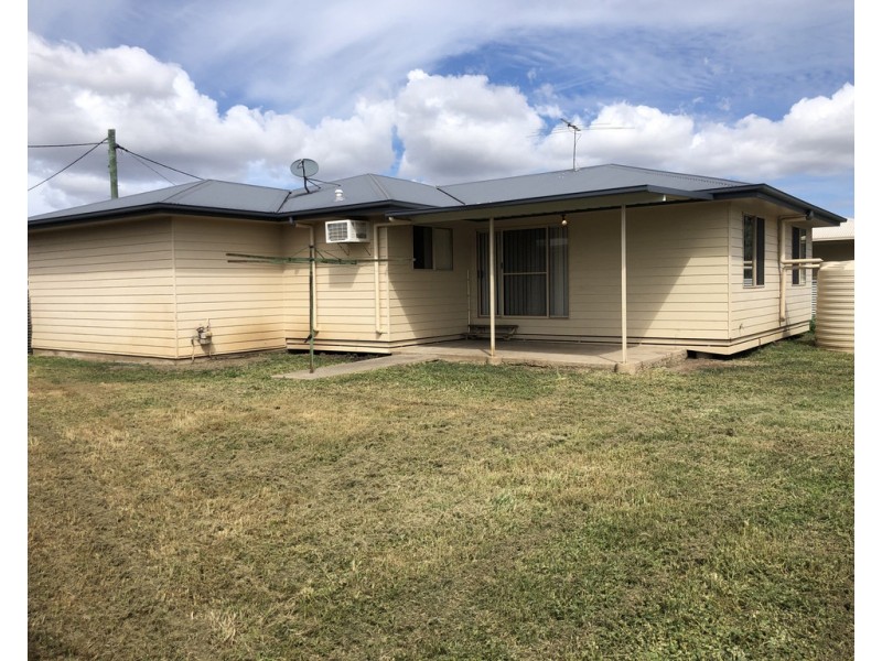 12 Charthom Place, Dalby QLD 4405