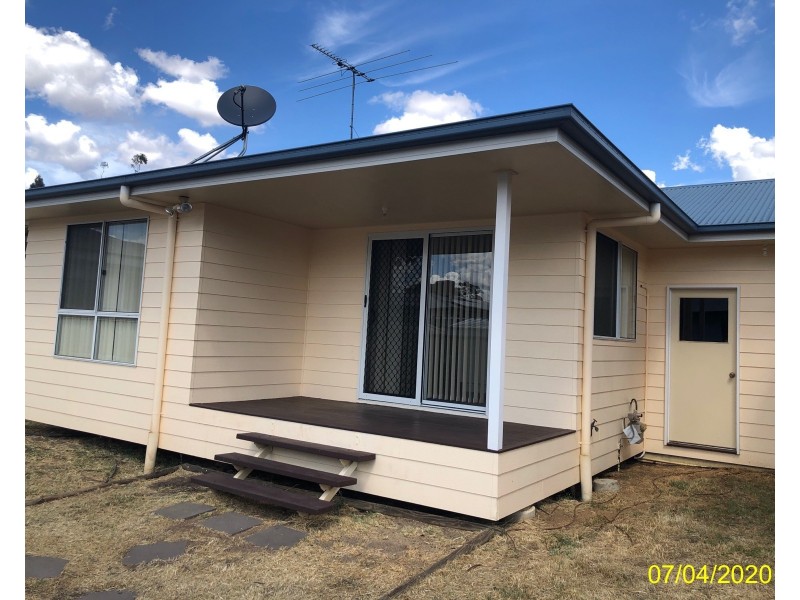 Unit 1 and 2, 4 McPherson Court, Dalby QLD 4405