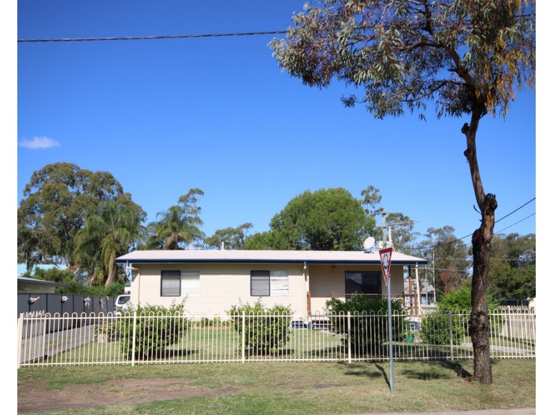 48 Swan Street, Dalby QLD 4405