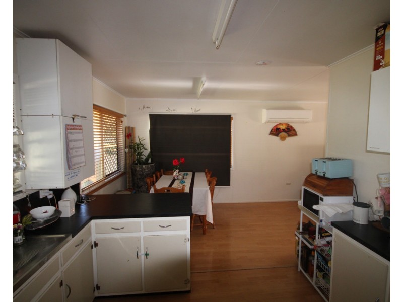 48 Swan Street, Dalby QLD 4405