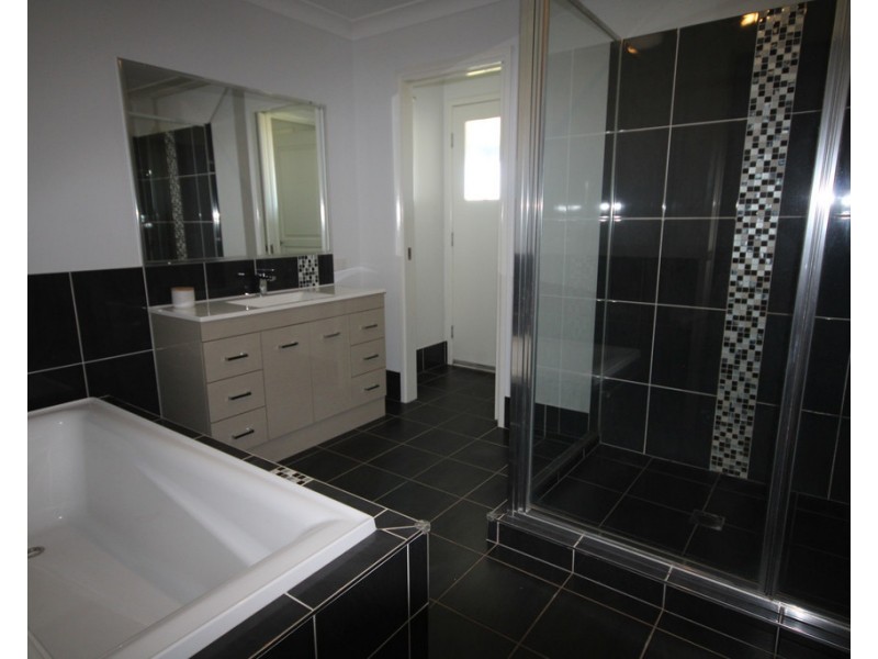 15 Katherine Street, Dalby QLD 4405