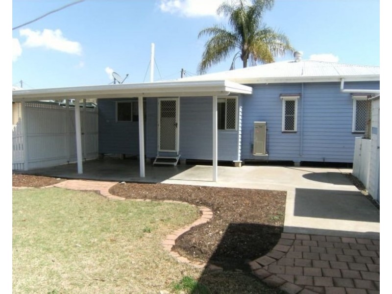 2 Walsh Street, Dalby QLD 4405