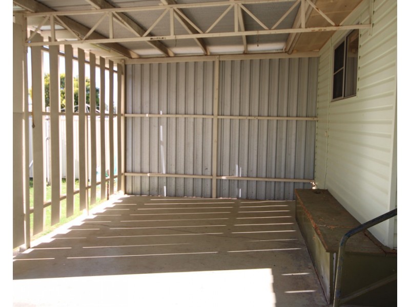 123 Wood Street, Dalby QLD 4405