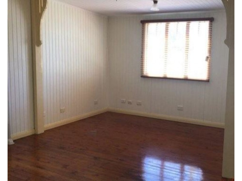 81 PATRICK STREET, Dalby QLD 4405