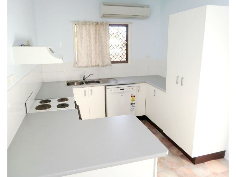 5/8 New Street, Dalby QLD 4405