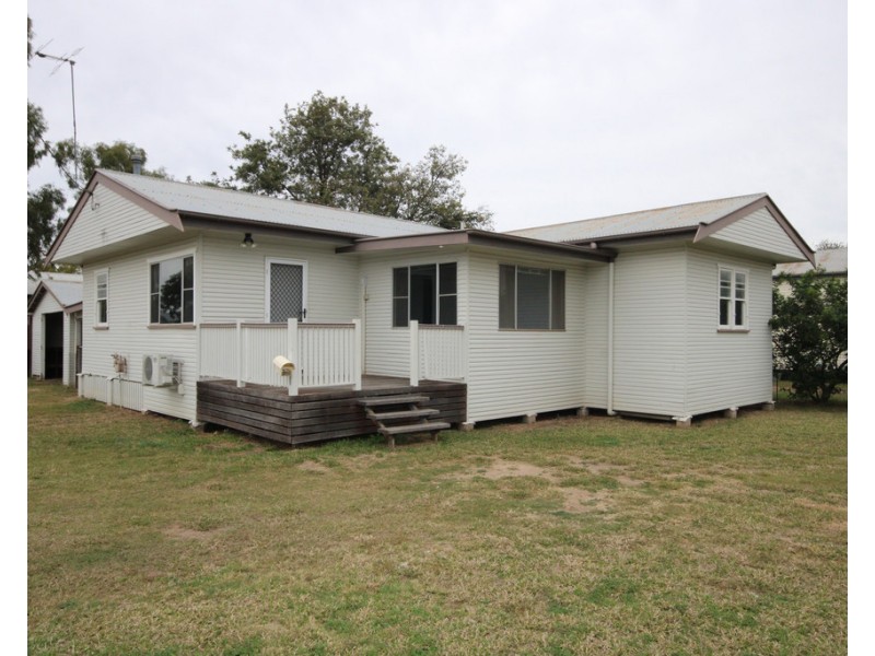 39a Myall Street, Dalby QLD 4405