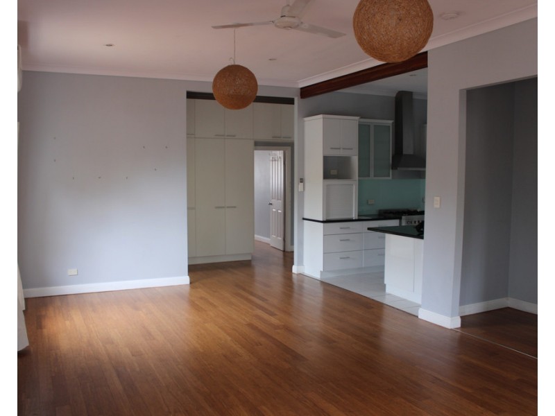 69 Patrick Street, Dalby QLD 4405
