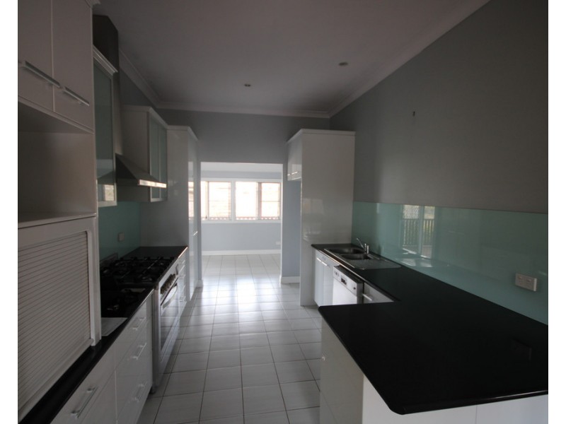 69 Patrick Street, Dalby QLD 4405