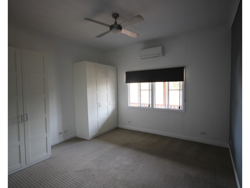 69 Patrick Street, Dalby QLD 4405
