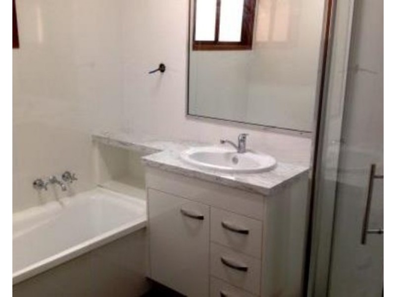 9 Wills Place, Dalby QLD 4405