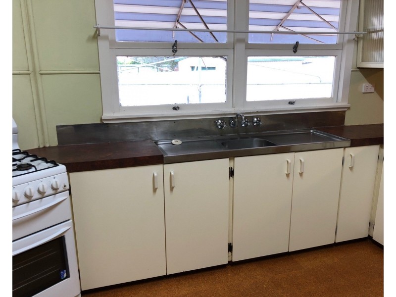 26 Moreton, Dalby QLD 4405