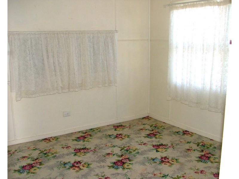 26 Moreton, Dalby QLD 4405