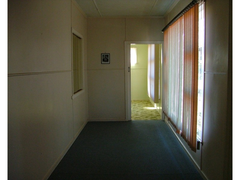 26 Moreton, Dalby QLD 4405