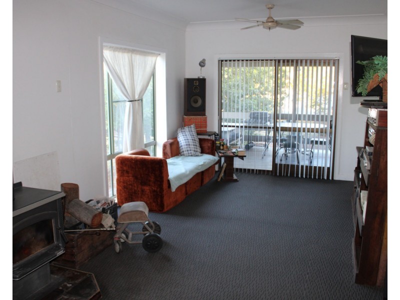 20 Albert Street, Jandowae QLD 4410