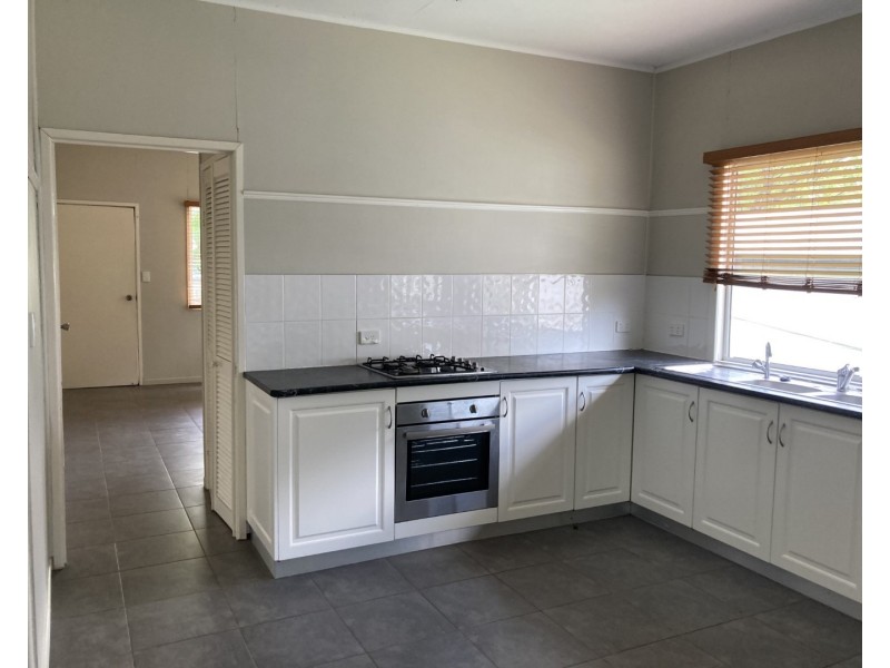 3 Higginbotham Street, Dalby QLD 4405