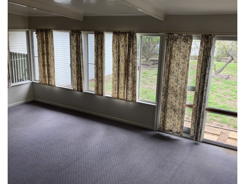 3 Higginbotham Street, Dalby QLD 4405