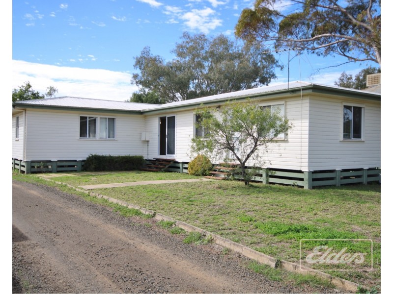 1B Bagot, Dalby QLD 4405