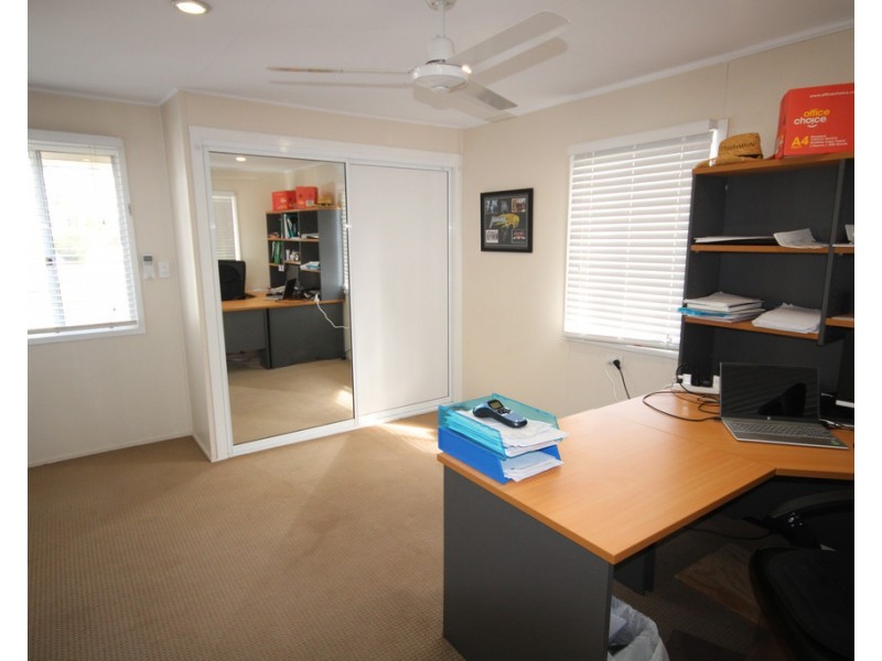 1B Bagot, Dalby QLD 4405