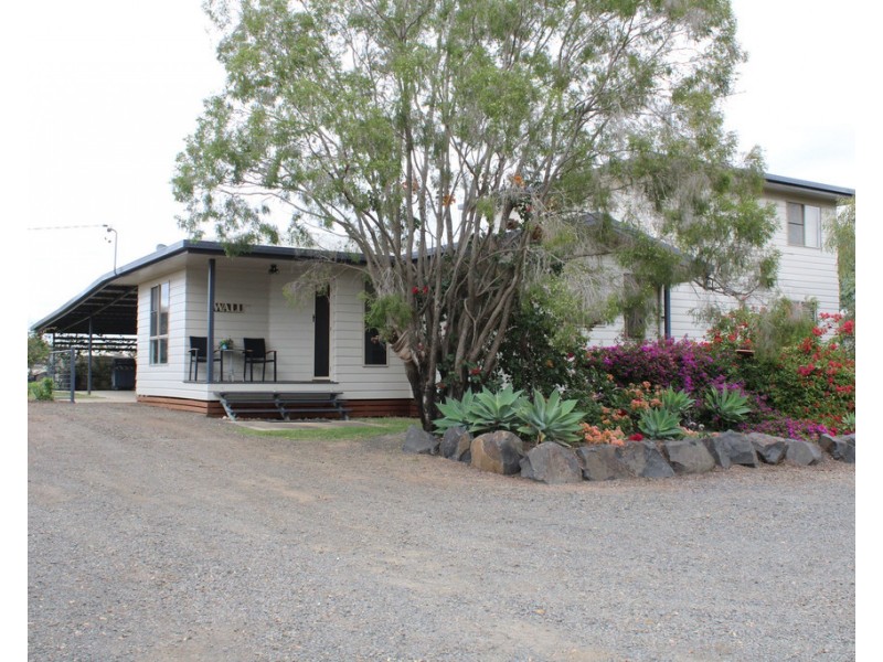 74 Sandalwood Avenue South, Dalby QLD 4405