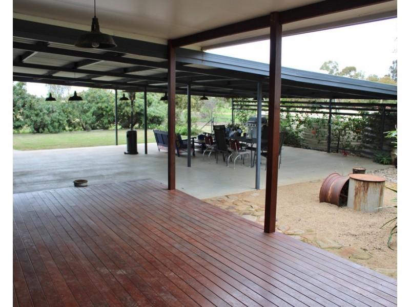 74 Sandalwood Avenue South, Dalby QLD 4405