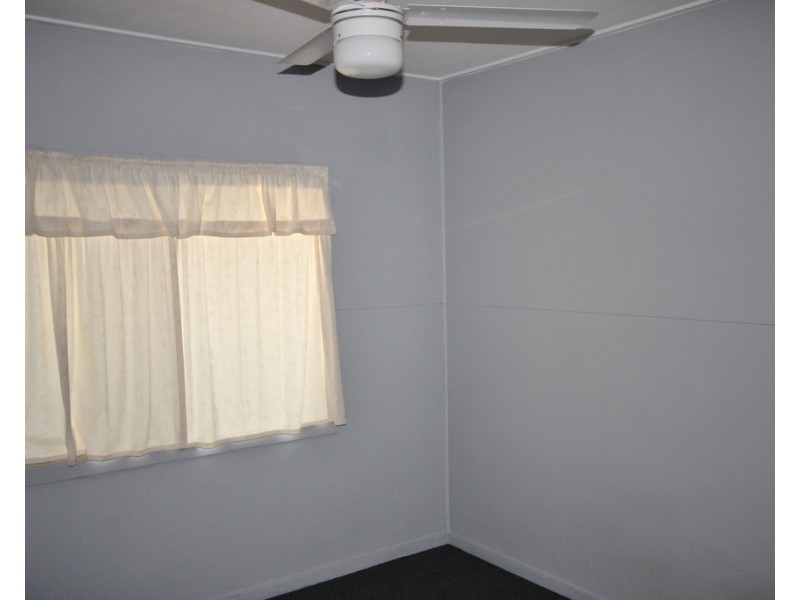 24 Hayden Street, Dalby QLD 4405