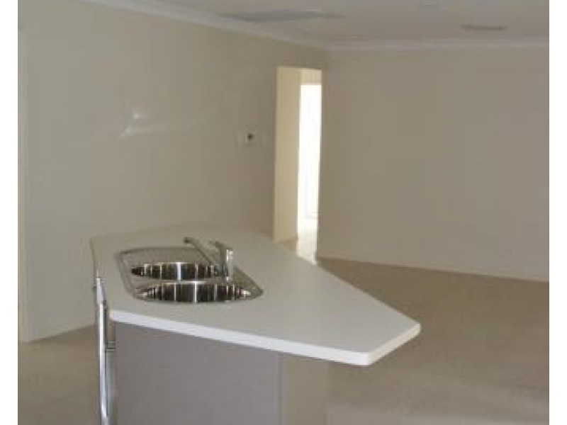 5 Kensei Drive, Dalby QLD 4405