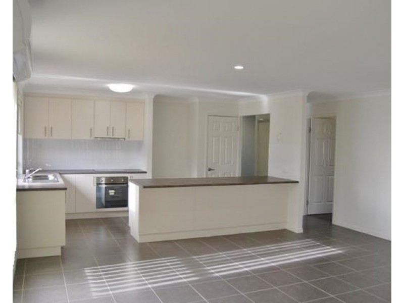 54 Edward Street, Dalby QLD 4405