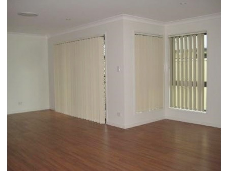 2/11 Alfred Street, Dalby QLD 4405