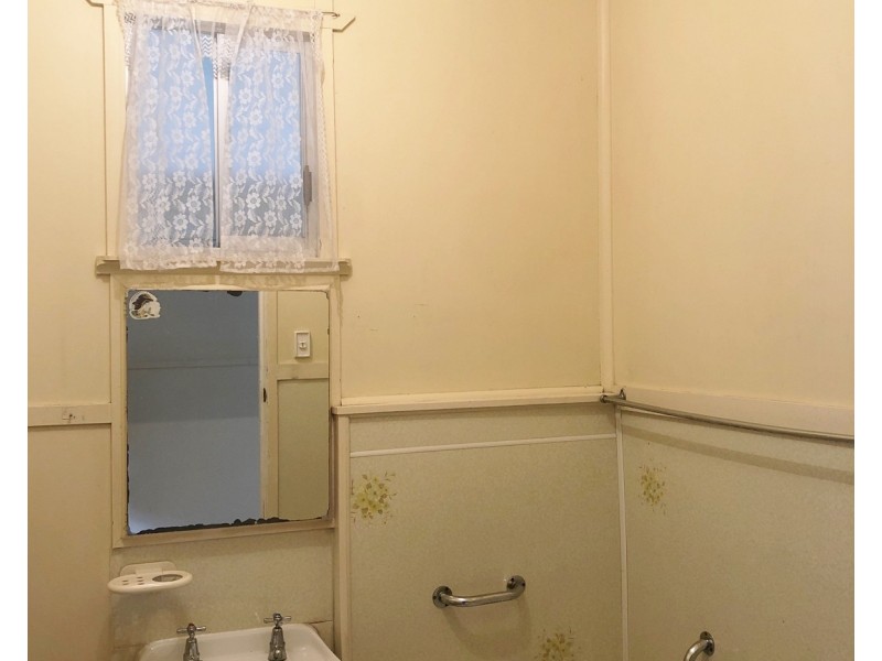 3 Palmer Street, Dalby QLD 4405