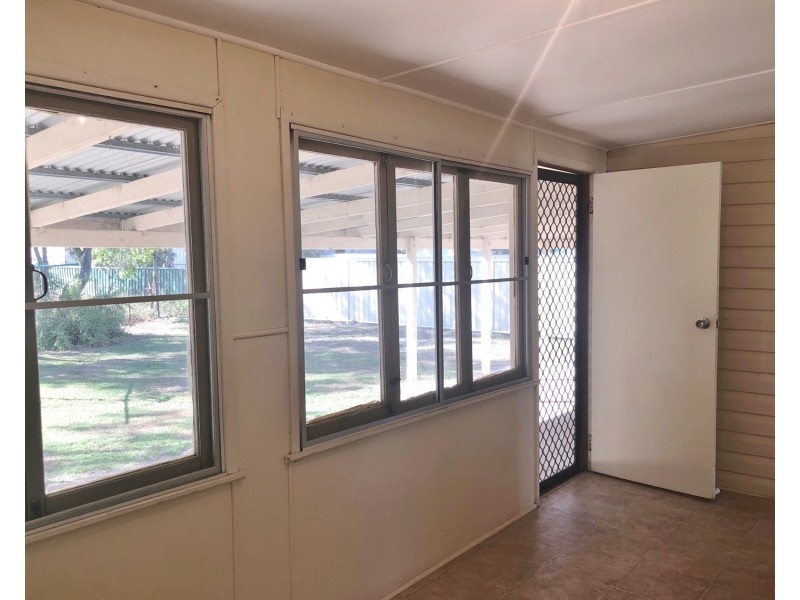 3 Palmer Street, Dalby QLD 4405