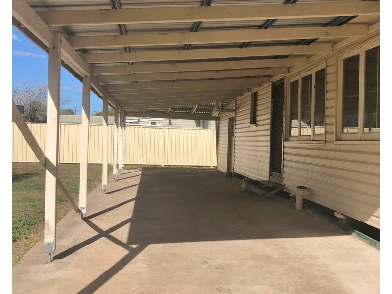 3 Palmer Street, Dalby QLD 4405