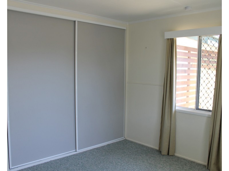 19 Swan Street, Dalby QLD 4405