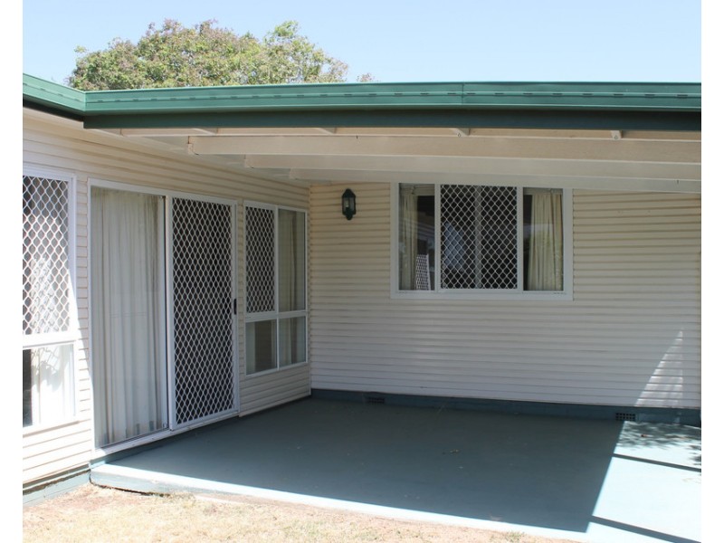 19 Swan Street, Dalby QLD 4405