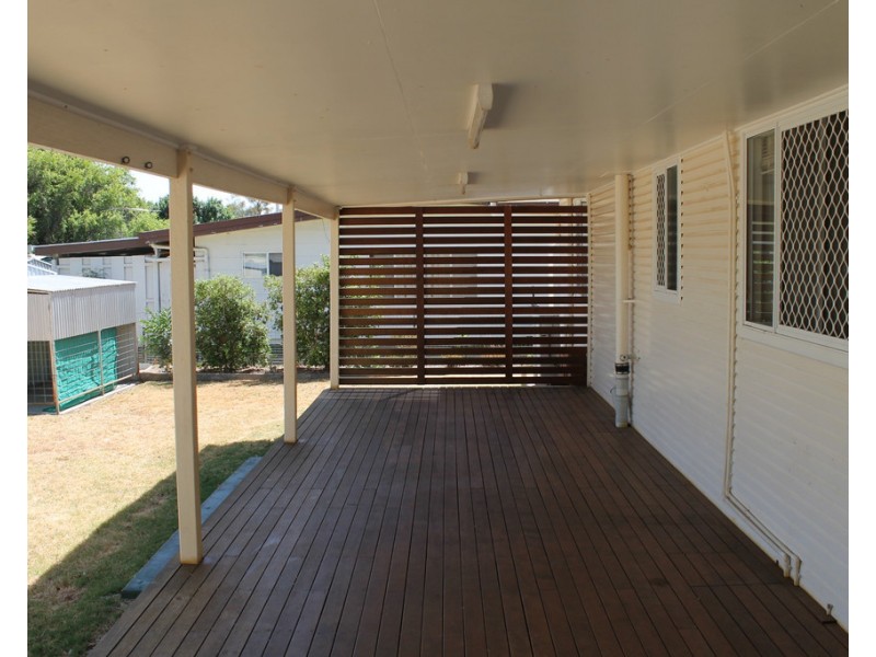 19 Swan Street, Dalby QLD 4405