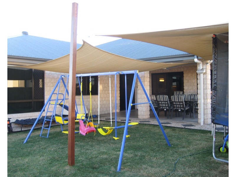 33 Diggers Drive, Dalby QLD 4405