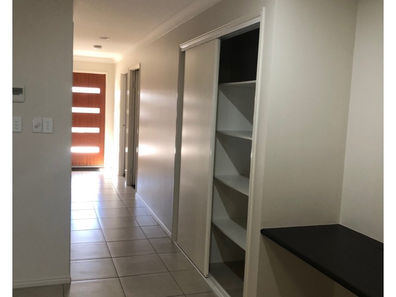 2/23 Gosden Drive, Dalby QLD 4405