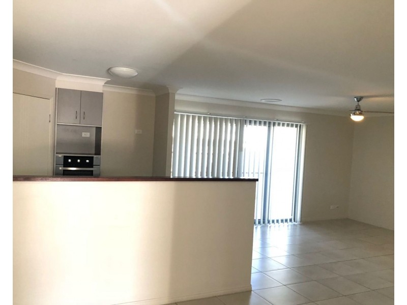 2/23 Gosden Drive, Dalby QLD 4405