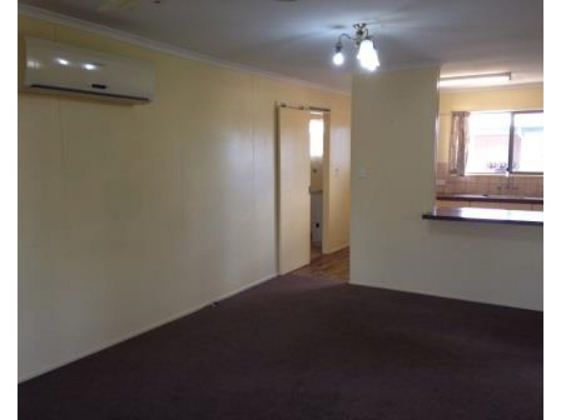 1/104 Pratten Street, Dalby QLD 4405