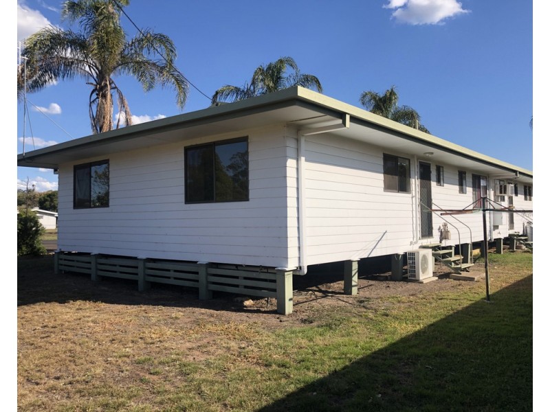 1/104 Pratten Street, Dalby QLD 4405