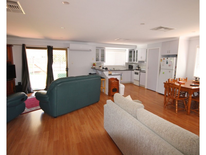 1 College Crescent, Dalby QLD 4405